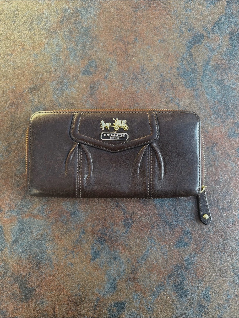Vintage Archival Coach Madison Pleated Wallet With Horse Carriage Emblem